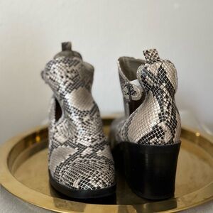 Snakeskin Patterned Ankle Boots